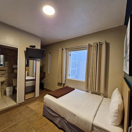 Hotel Residencial Alfa Lima Bagian luar foto