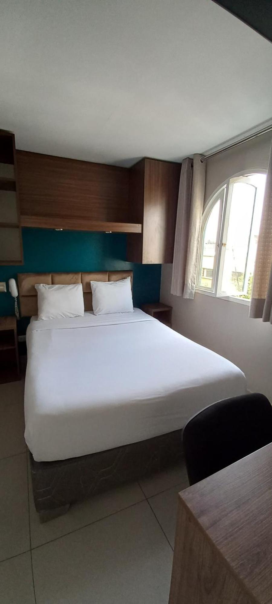 Hotel Residencial Alfa Lima Bagian luar foto
